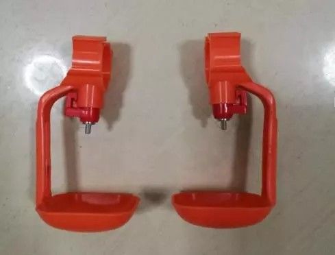Hệ thống uống núm vú gà Farms Chức năng 360 độ với cốc